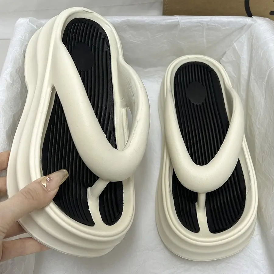 Women's Thick Insulated Flip Flops Beige 2024 - Image 5