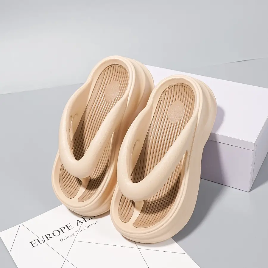 Women's Thick Insulated Flip Flops Beige 2024 - Image 3