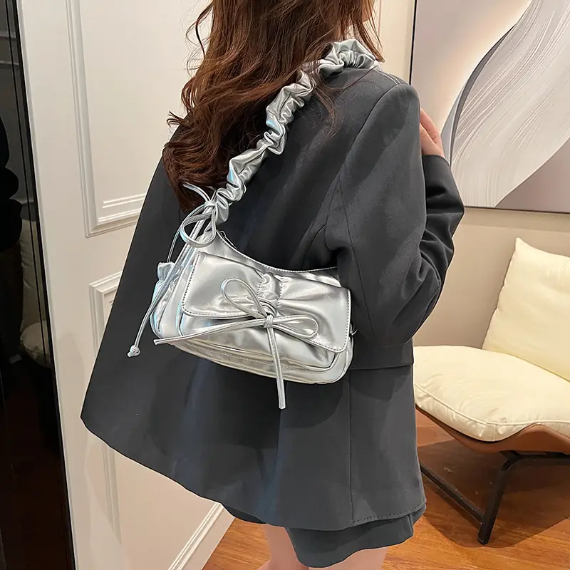 Red Korean Style Pleated Shoulder Bag Women 2024 - Image 8