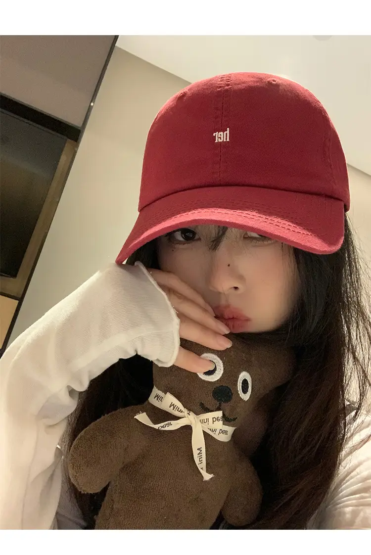 Red Korean-Style Baseball Cap for Women 2026 — feature 8