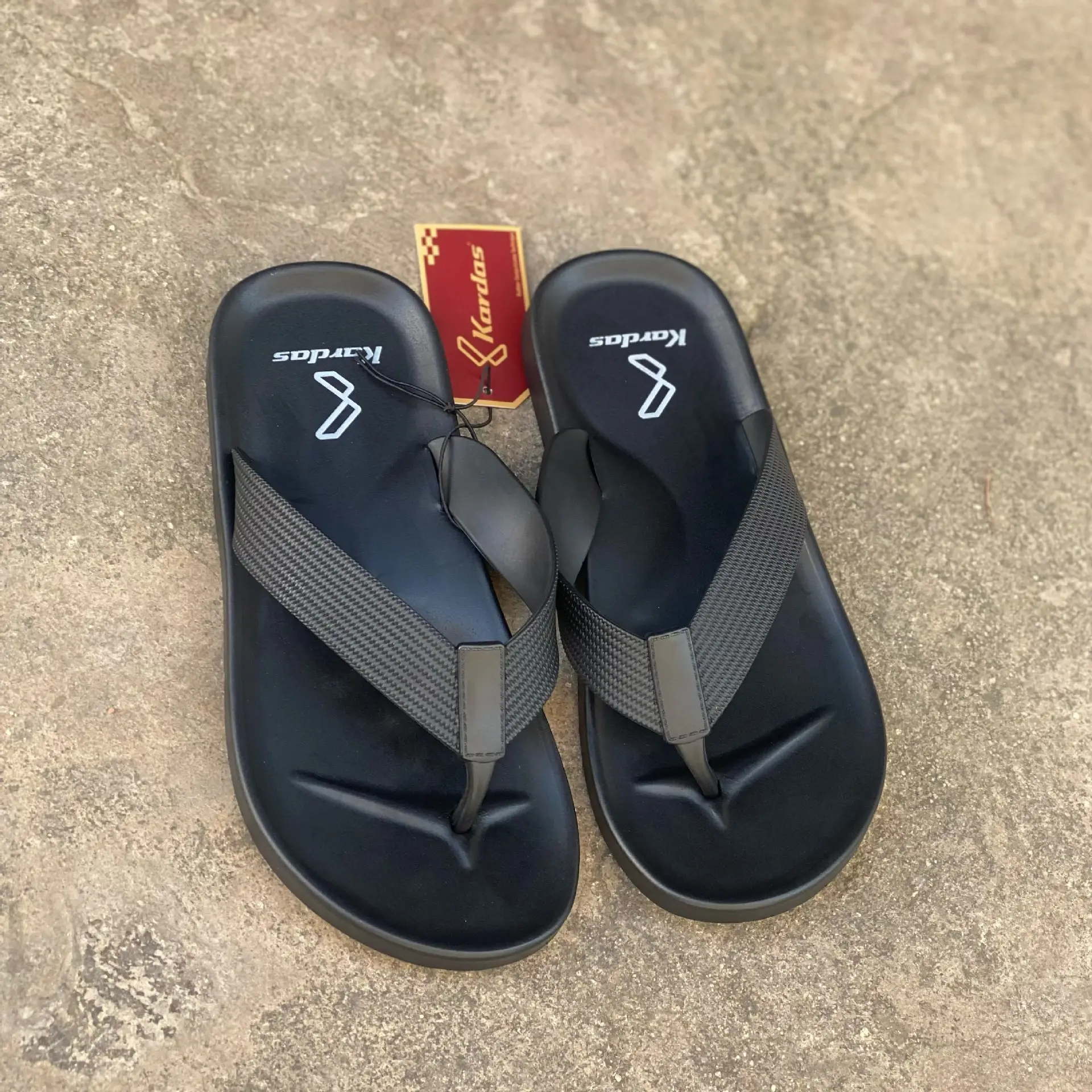 Thailand Imported KARDAS Rubber Flip-Flops Black β feature 14