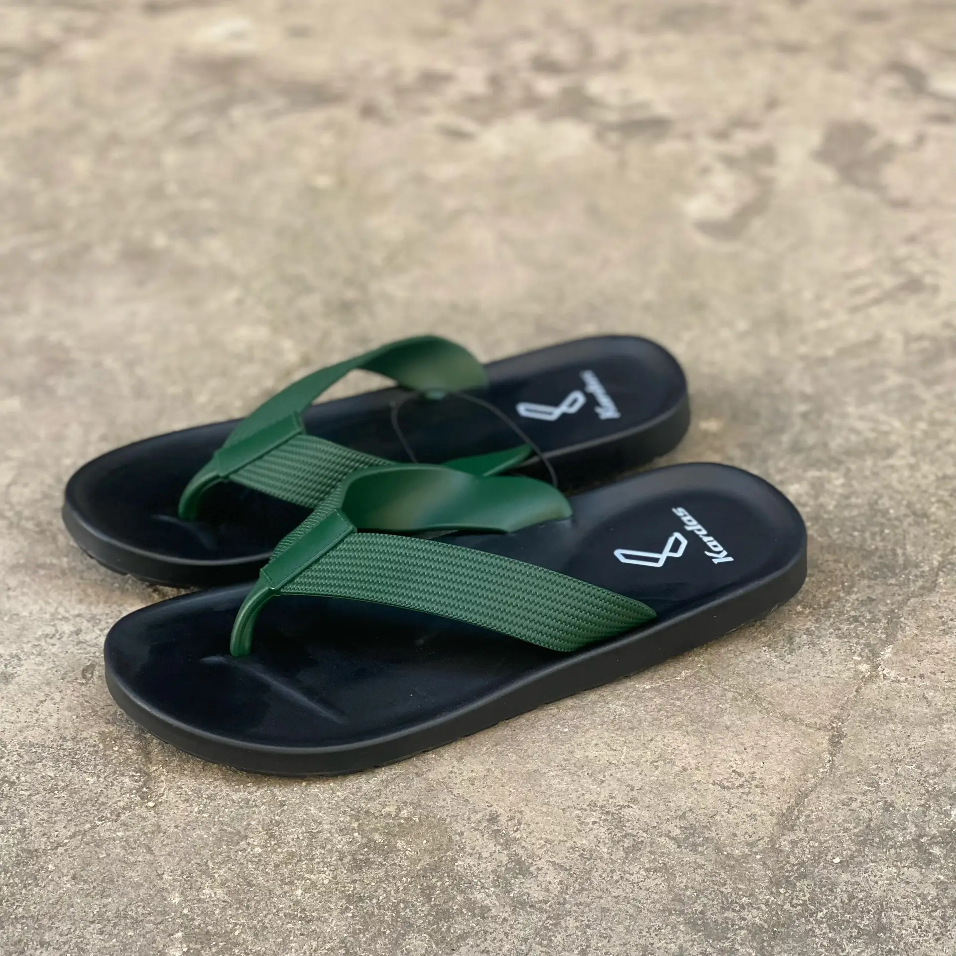 Thailand Imported KARDAS Rubber Flip-Flops Black β feature 6