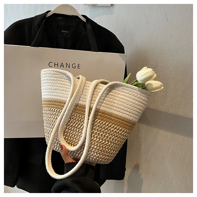 Women Large Straw Beach Tote Bag Beige — feature 11