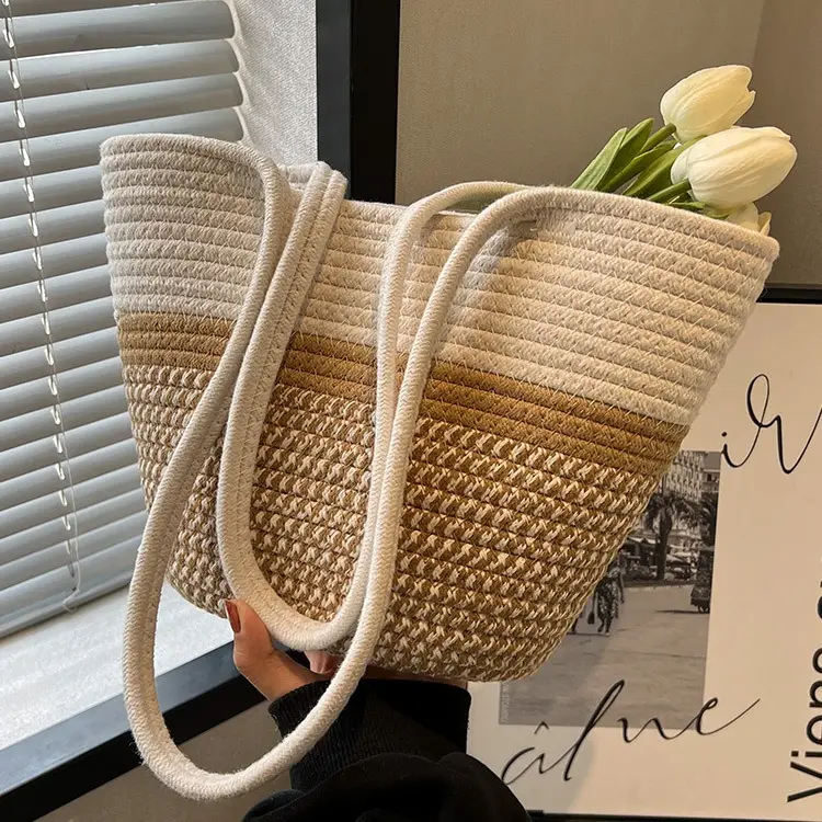 Women Large Straw Beach Tote Bag Beige — feature 16