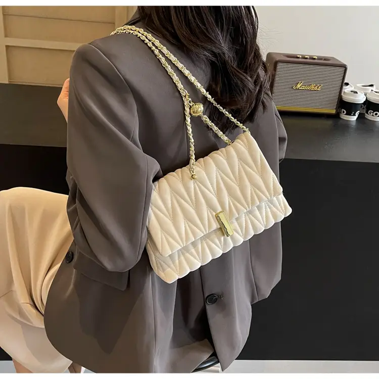 Women Pleated Chain Shoulder Bag Cream 2024 — feature 16