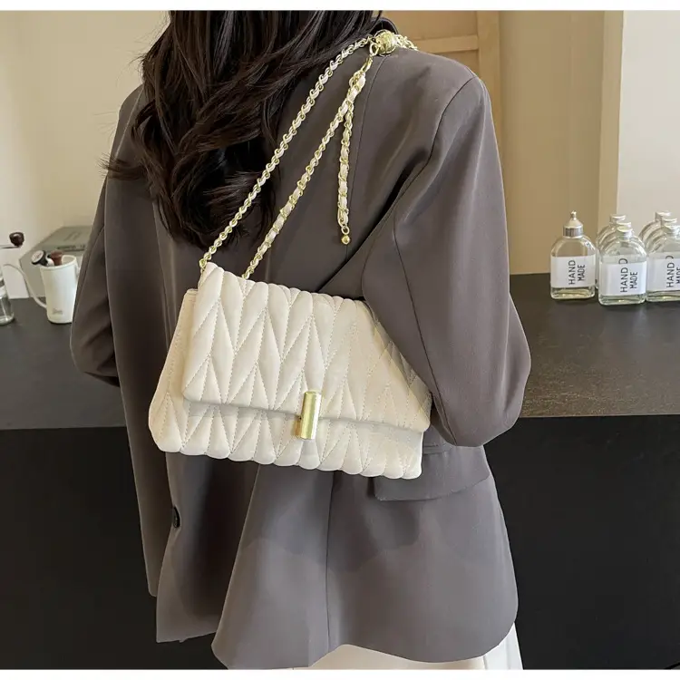 Women Pleated Chain Shoulder Bag Cream 2024 — feature 17