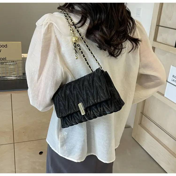 Women Pleated Chain Shoulder Bag Cream 2024 — feature 24