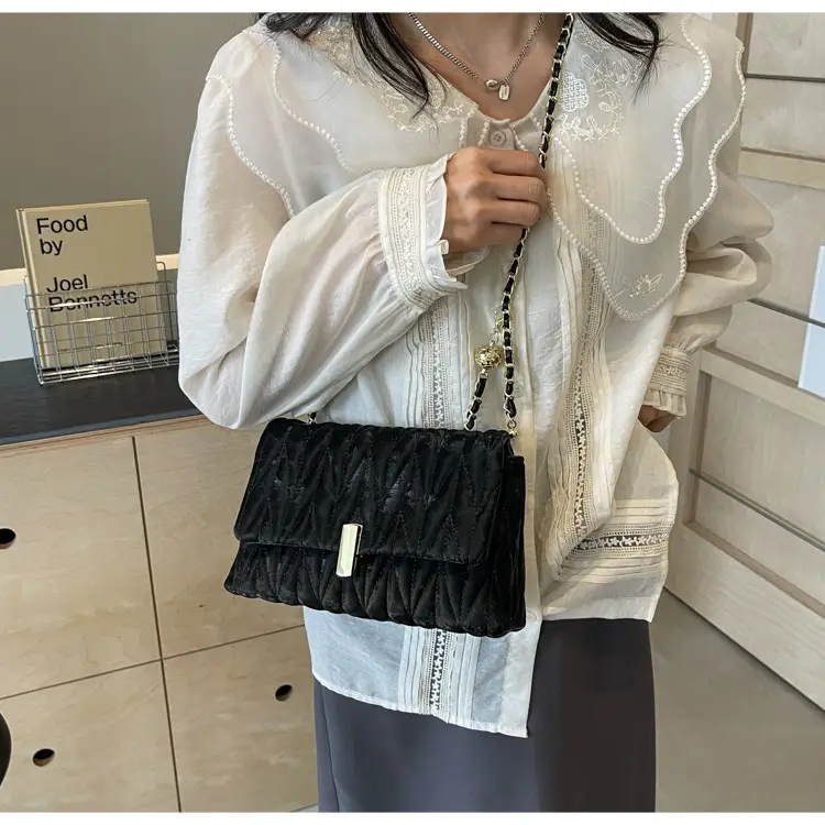 Women Pleated Chain Shoulder Bag Cream 2024 — feature 28