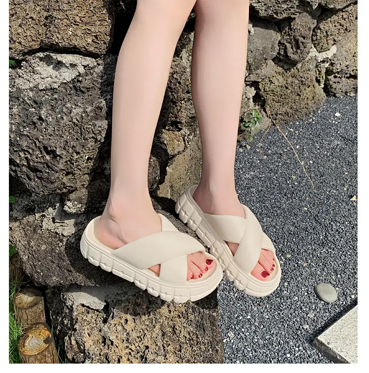 Thick-soled slippers women's Korean-style Instagram-style flat cross-strap indoor fashionable EVA soft-soled casual sandals and slippers — feature 28