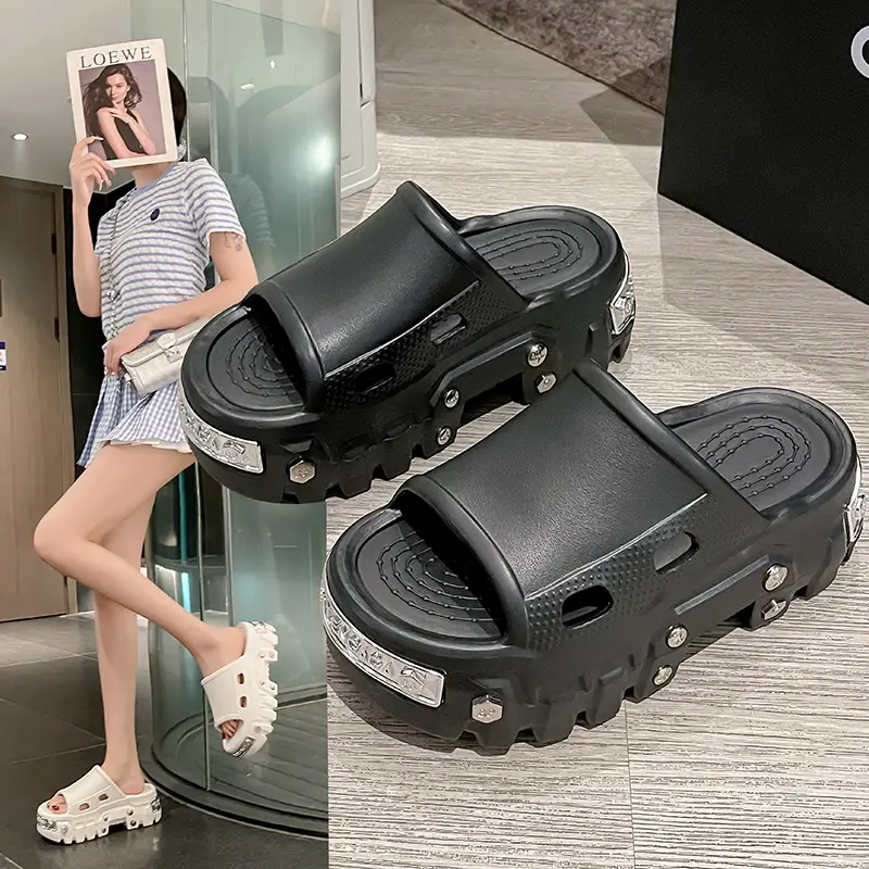 Punk style rivet hole shoes women's summer outdoor wear small height platform Paris eva non-slip deodorant sandals