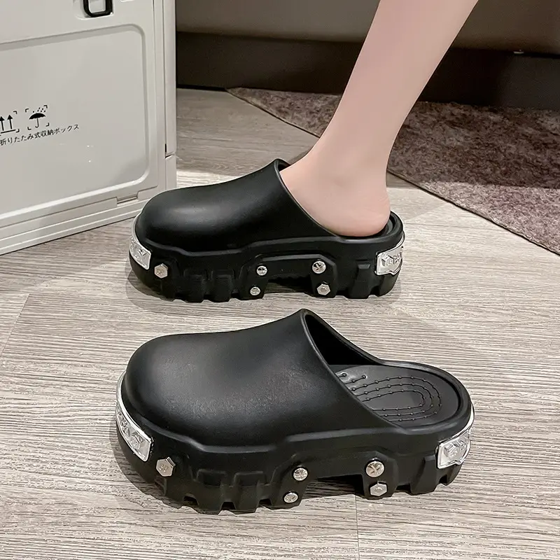 Punk style rivet hole shoes women's summer outdoor wear small height platform Paris eva non-slip deodorant sandals
