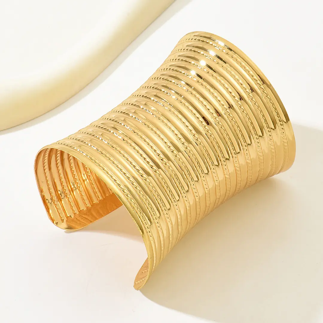 Cross-Border European and American Bridal Gold Bracelet Armband Metal Open Bracelet Wedding Jewelry Women's Hand Jewelry Geometric Bracelet — feature 2