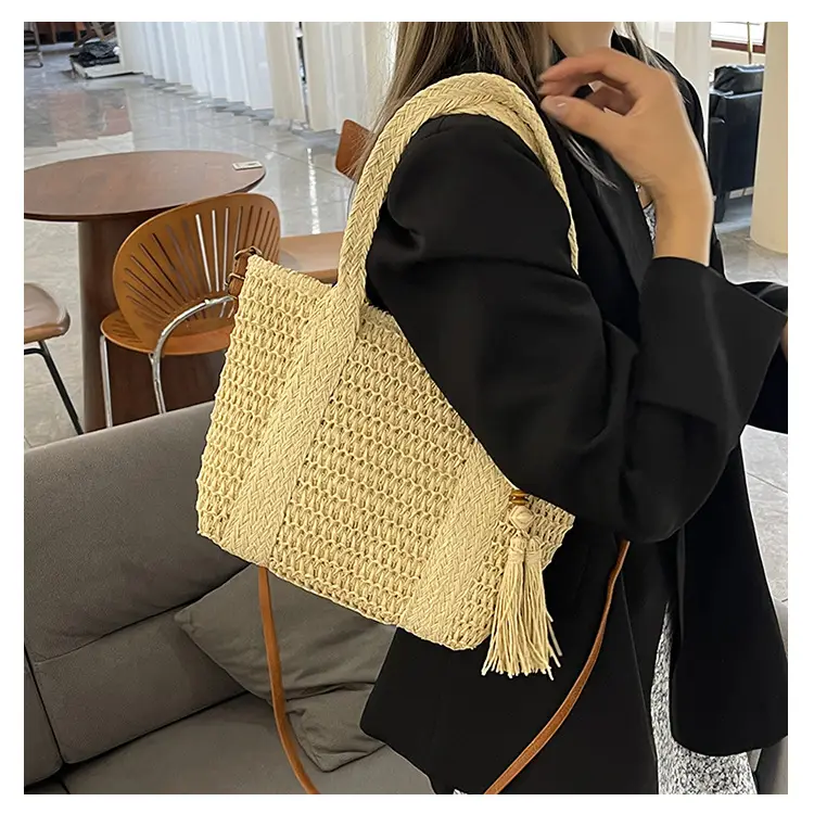 Women Straw Tote Bag Large Capacity Summer Beach Commuting — feature 10