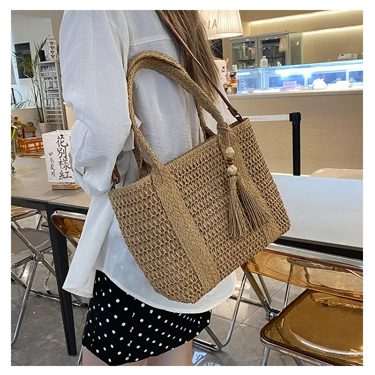 Women Straw Tote Bag Large Capacity Summer Beach Commuting — feature 6