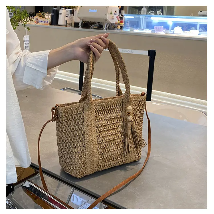 Women Straw Tote Bag Large Capacity Summer Beach Commuting — feature 7