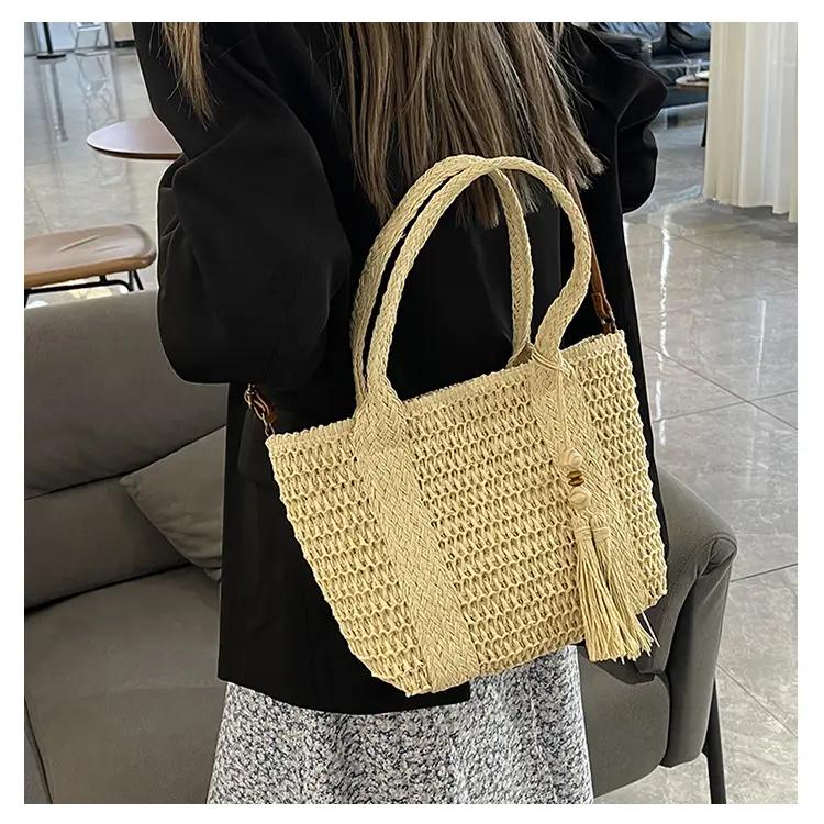 Women Straw Tote Bag Large Capacity Summer Beach Commuting — feature 9