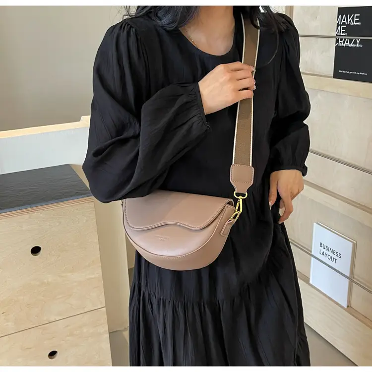 White Textured Crossbody Bag for Women — feature 16