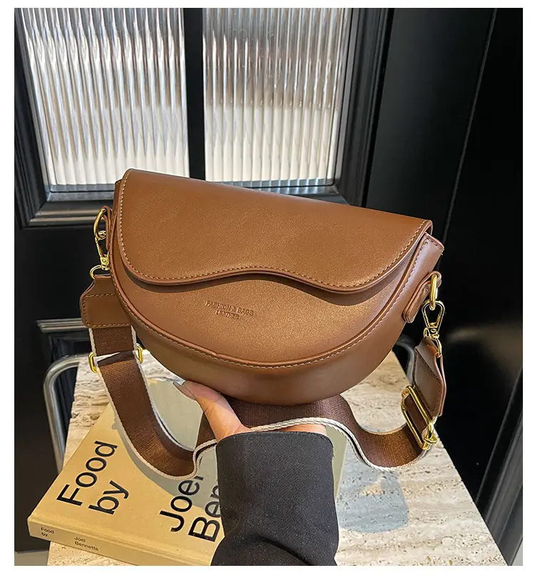 White Textured Crossbody Bag for Women — feature 2