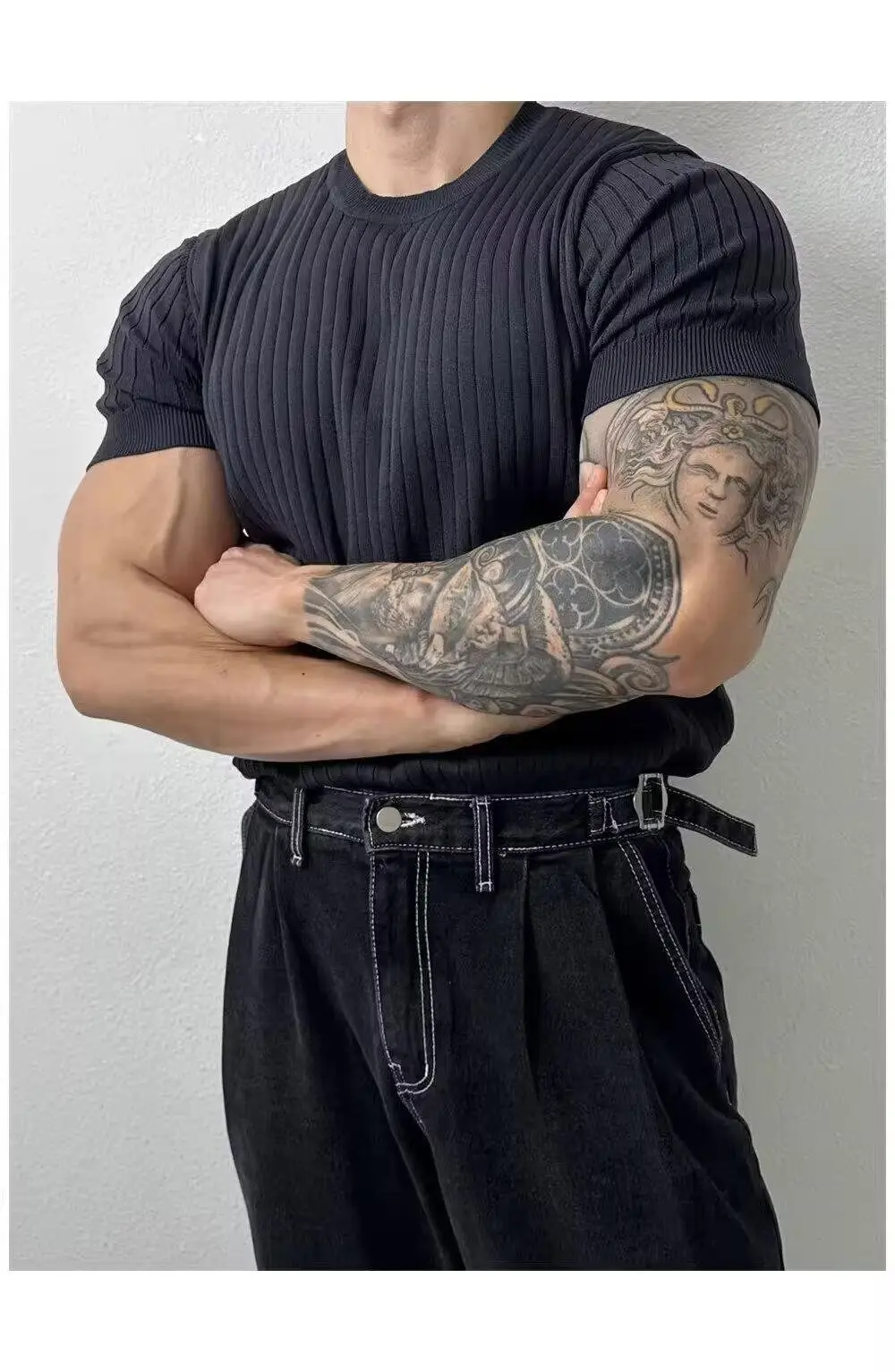 Men Black Knit T-Shirt Short Sleeve Summer Wear — feature 6