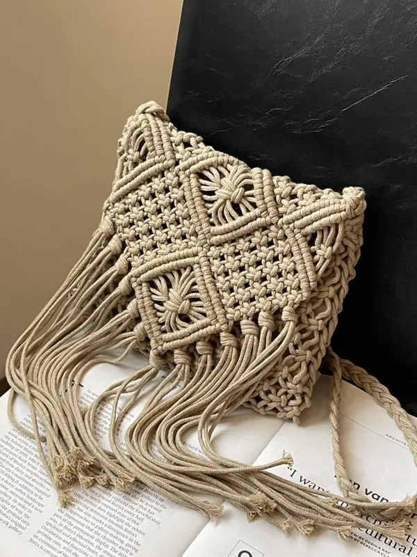 Bohemian Tassel Woven Bag Women's 2024 New Seaside Holiday Beach Bag Casual Artistic Shoulder Crossbody Bag - Image 6