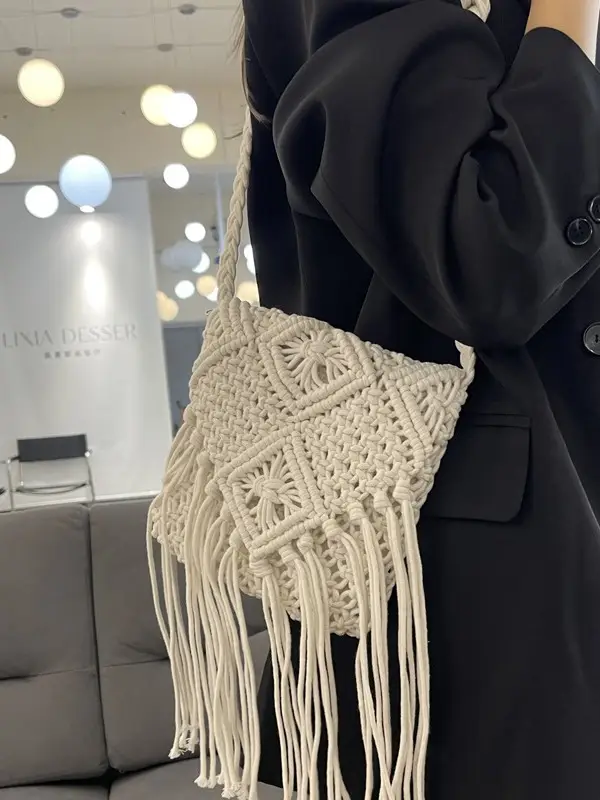 Bohemian Tassel Woven Bag Women's 2024 New Seaside Holiday Beach Bag Casual Artistic Shoulder Crossbody Bag - Image 9