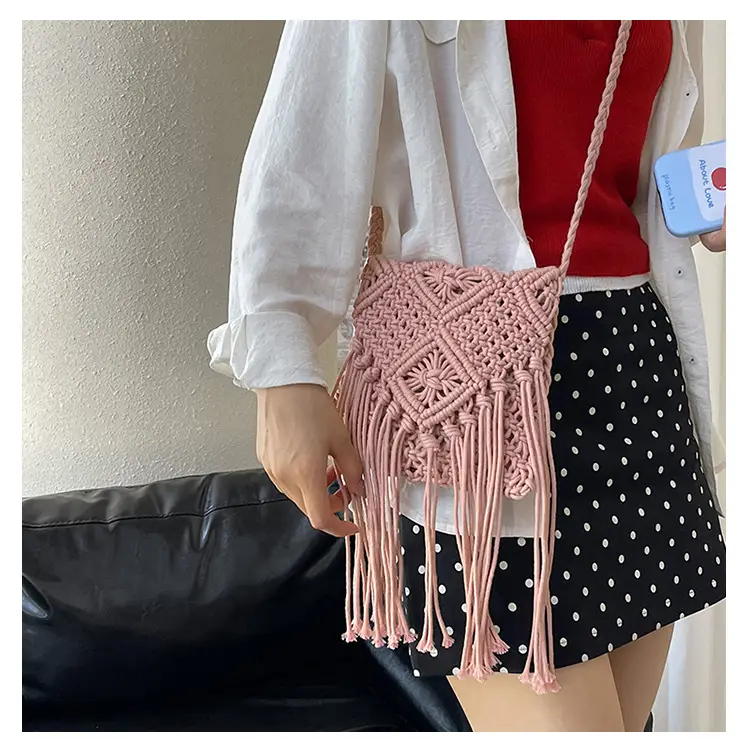 Bohemian Tassel Woven Bag Women's 2024 New Seaside Holiday Beach Bag Casual Artistic Shoulder Crossbody Bag — feature 14