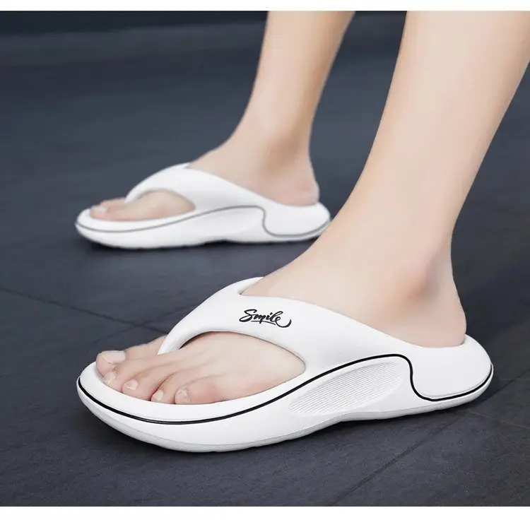 Flip-flops men's summer outdoor thick-soled soft-soled sandals and slippers outdoor beach leisure poop-feeling flip-flops men's slippers — feature 10