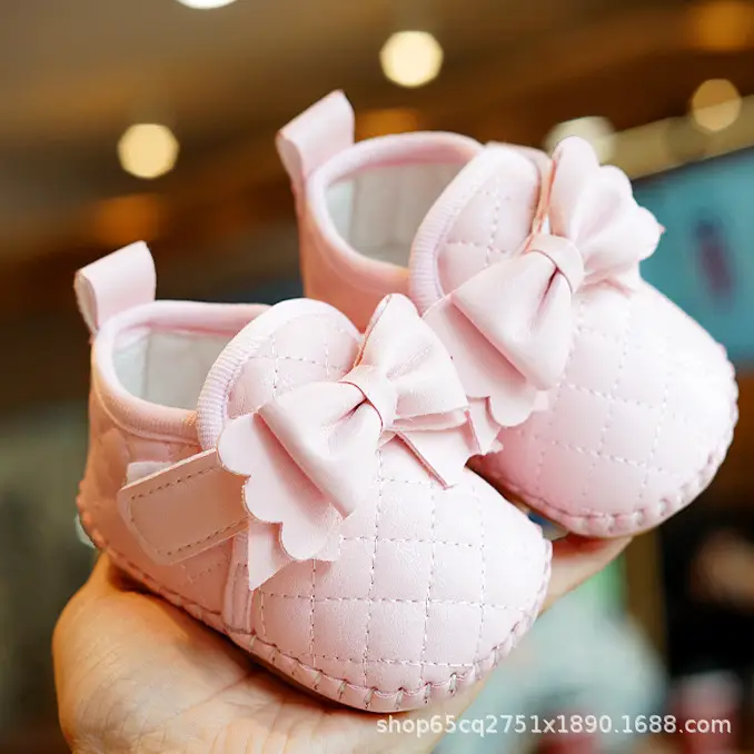White Bow Baby Shoes 0-1 Year Old Non-Slip Spring Sole