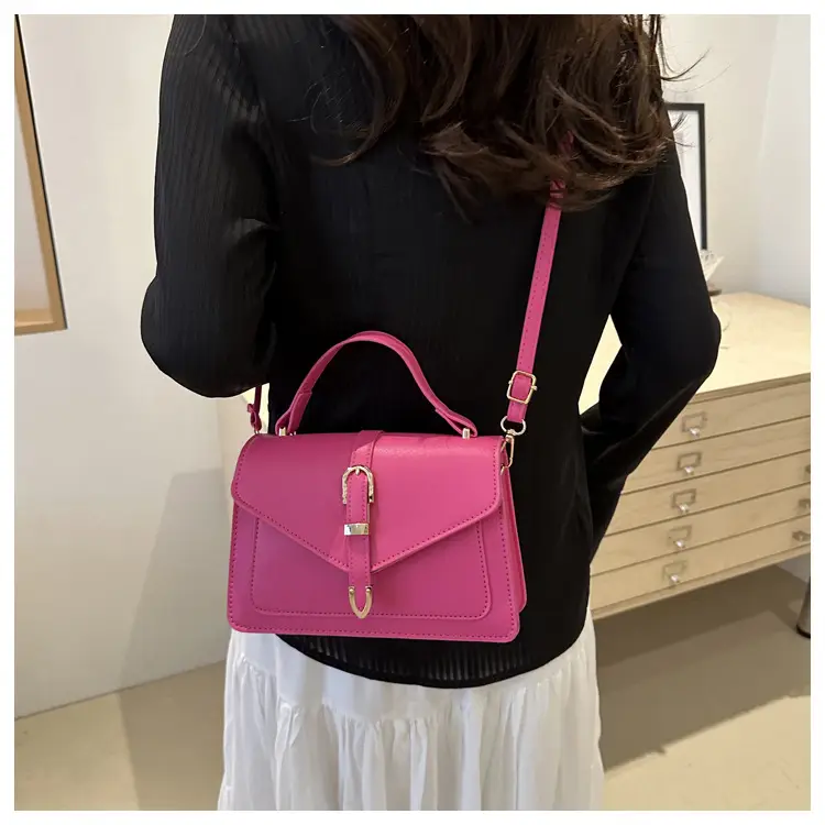 Beige Retro Crossbody Bag for Women 2024 — feature 17