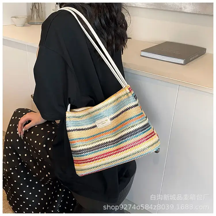 Color-Blocking Striped Shoulder Bag for Women 2026 — feature 12