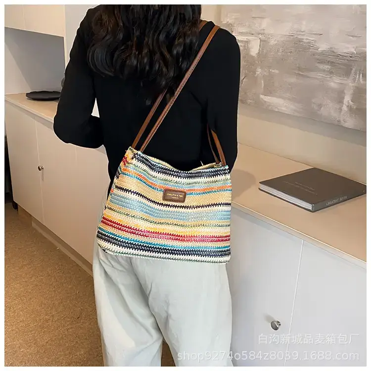 Color-Blocking Striped Shoulder Bag for Women 2026 — feature 15