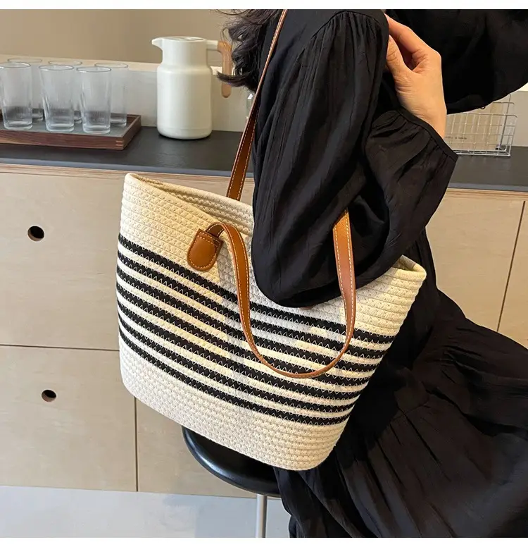 New Women's Straw Tote Bag Large Capacity Beach Handbag — feature 19