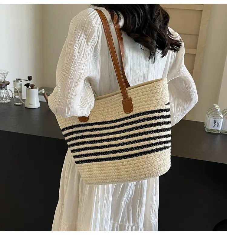 New Women's Straw Tote Bag Large Capacity Beach Handbag — feature 39