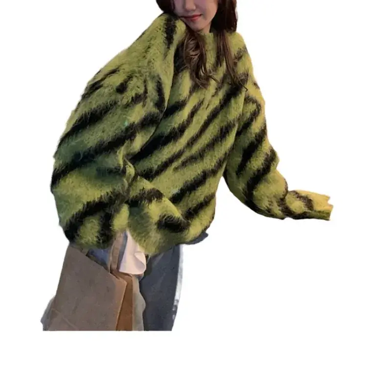 Plus Size Women's New French Animal Print Sweater - Image 6