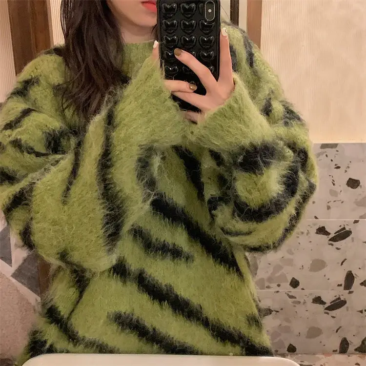 Plus Size Women's New French Animal Print Sweater — feature 10