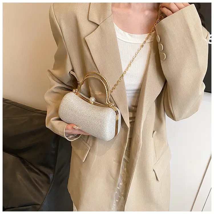 Pink Gold Chain Shoulder Crossbody Bag — feature 17