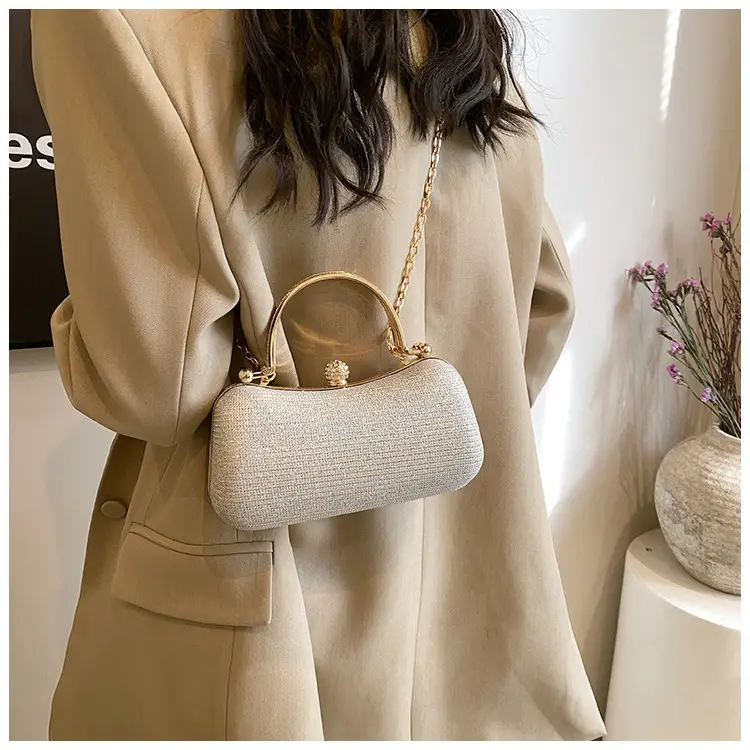 Pink Gold Chain Shoulder Crossbody Bag — feature 18