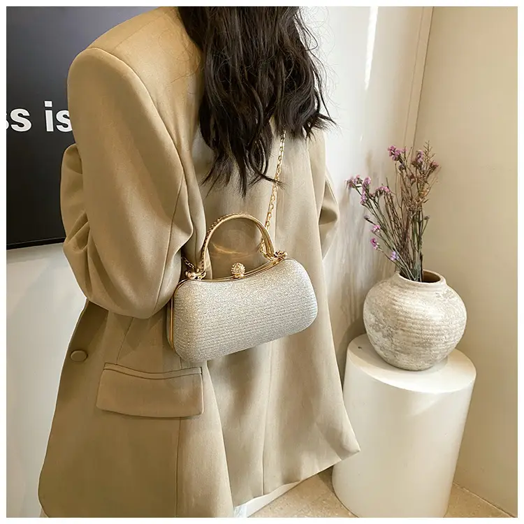 Pink Gold Chain Shoulder Crossbody Bag — feature 19