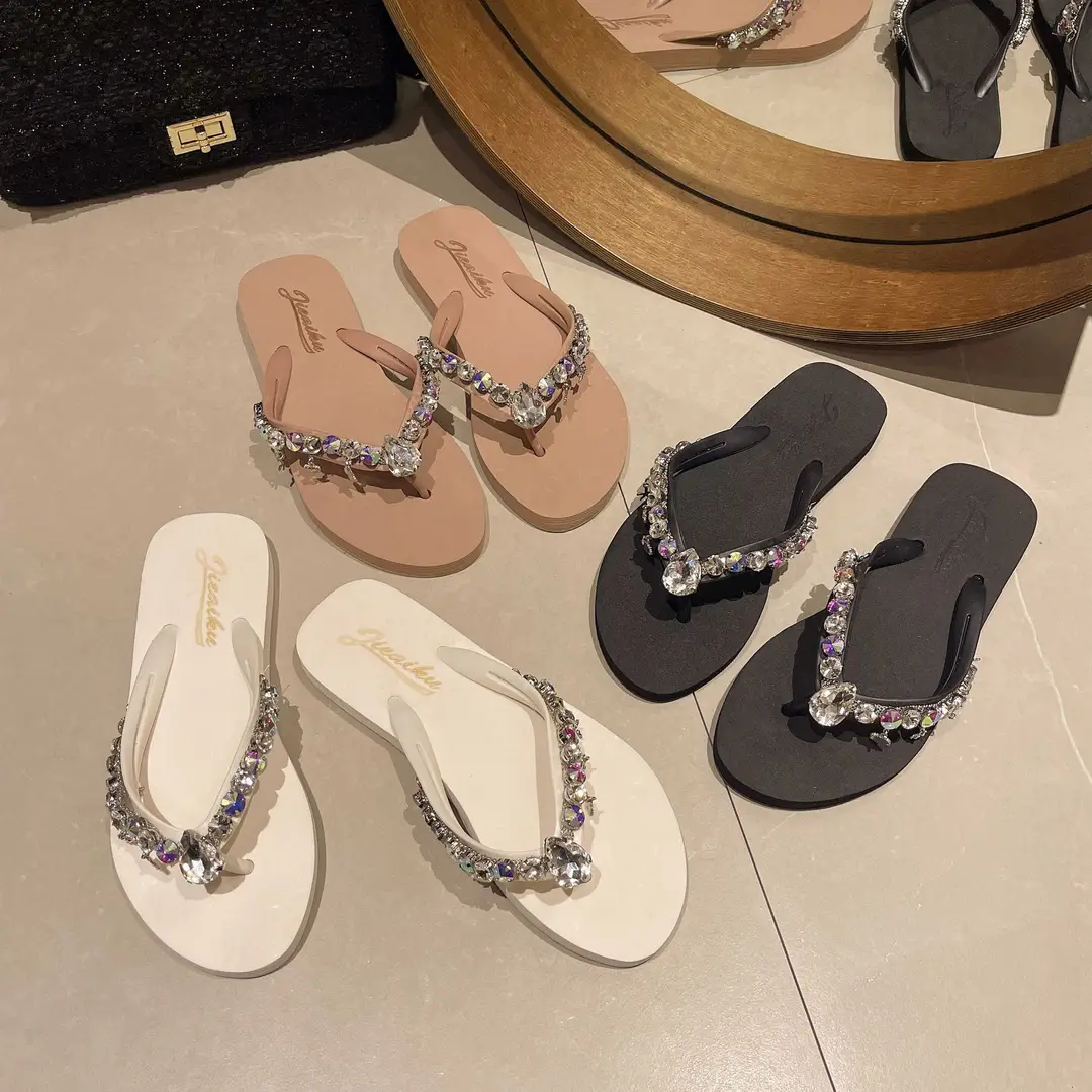 Ins New Summer Style Rhinestone Pendant Flip-Flops for Women to Wear Outside, Beach Slippers, Beach Vacation Flat Sandals - Image 7