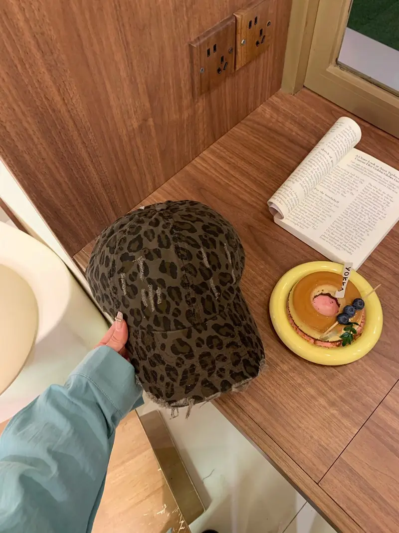 Leopard Print Cap Women Men Retro Casual All Size - Image 2