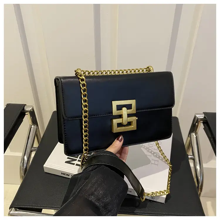 White Leather Chain Shoulder Bag with Lock Clasp — feature 14