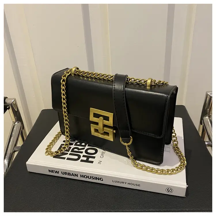 White Leather Chain Shoulder Bag with Lock Clasp — feature 15