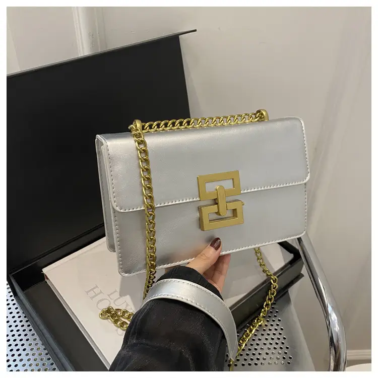 White Leather Chain Shoulder Bag with Lock Clasp - Image 4