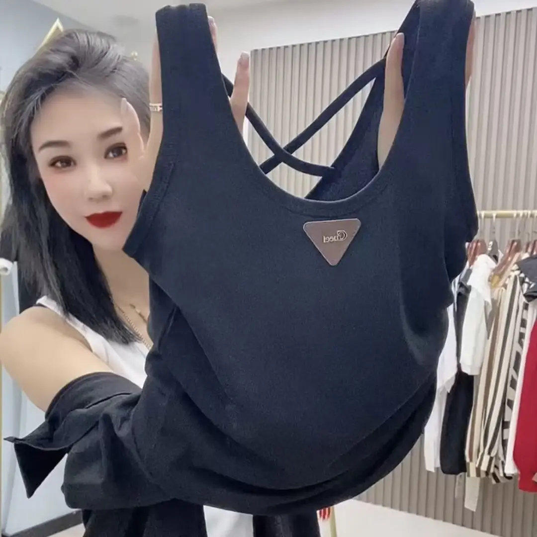 plus size Vest Metal Triangle Label Inner Camisole Vest Slim-fit Outer Wear Sleeveless Pit Strip Top Base Vest All-match — feature 10
