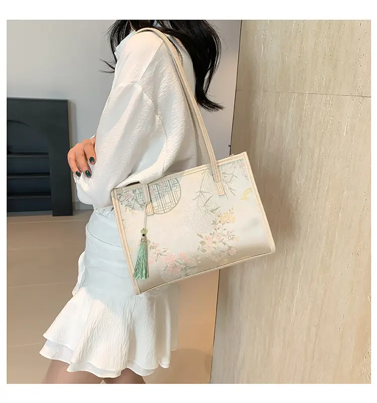 Women's New Chinese Style Shoulder Bag with Tassel — feature 26