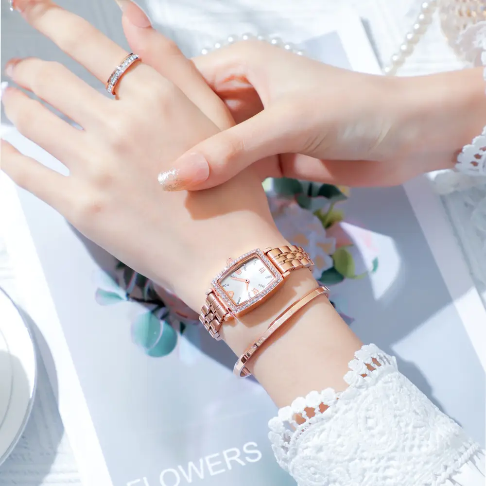 Rose Gold Women's Quartz Watch with Diamond Inlay