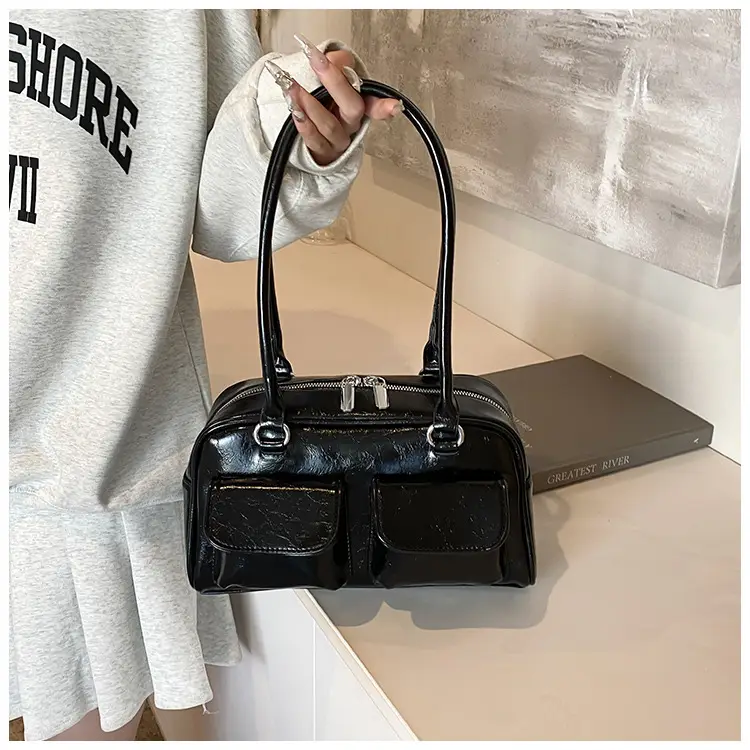 Green Leather Shoulder Bag for Women — feature 16