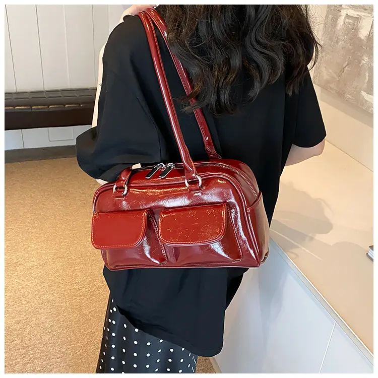 Green Leather Shoulder Bag for Women — feature 19