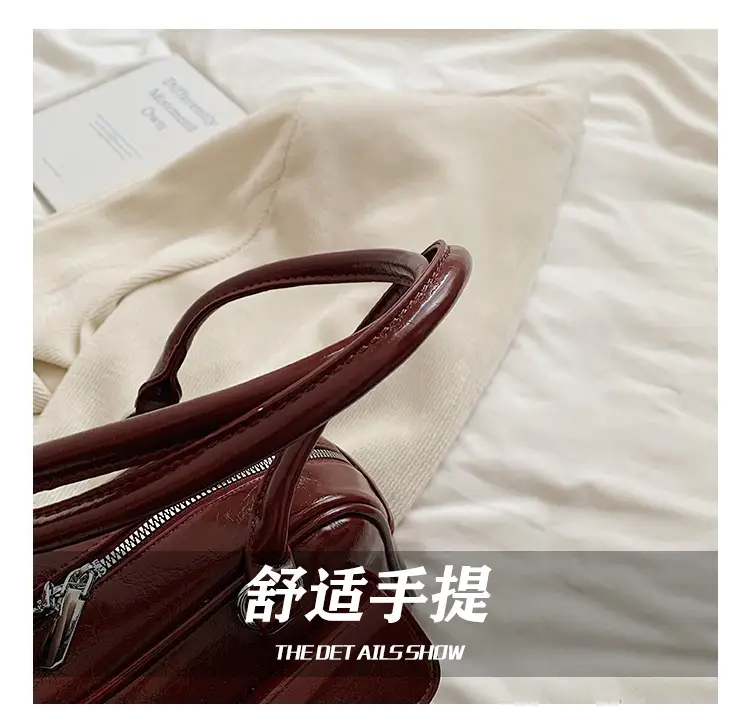 Green Leather Shoulder Bag for Women — feature 5