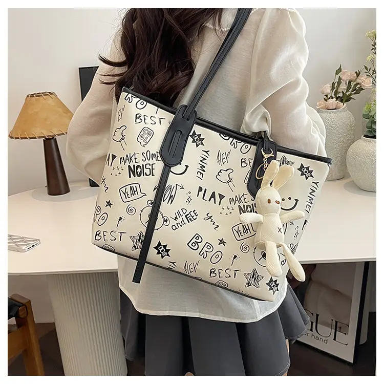 Women Graffiti Print Shoulder Bag 2024 Spring Summer — feature 22